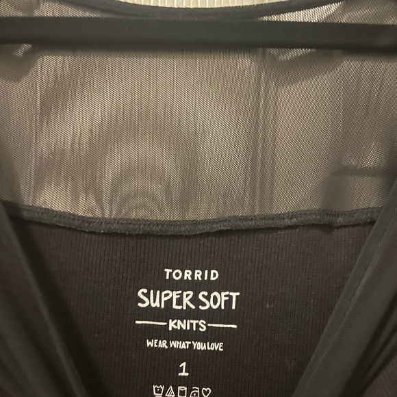 Black long sleeve top - Picture 3 of 3